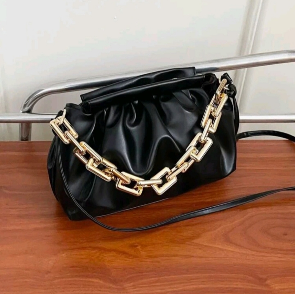 Chain handle Ruched Bag